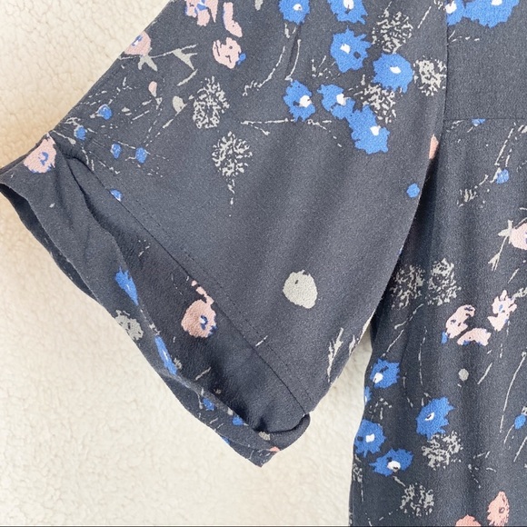 GF Collection Cage Back Black Floral Shift Dress - Picture 4 of 7